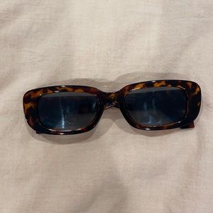 Tortoise shell shades